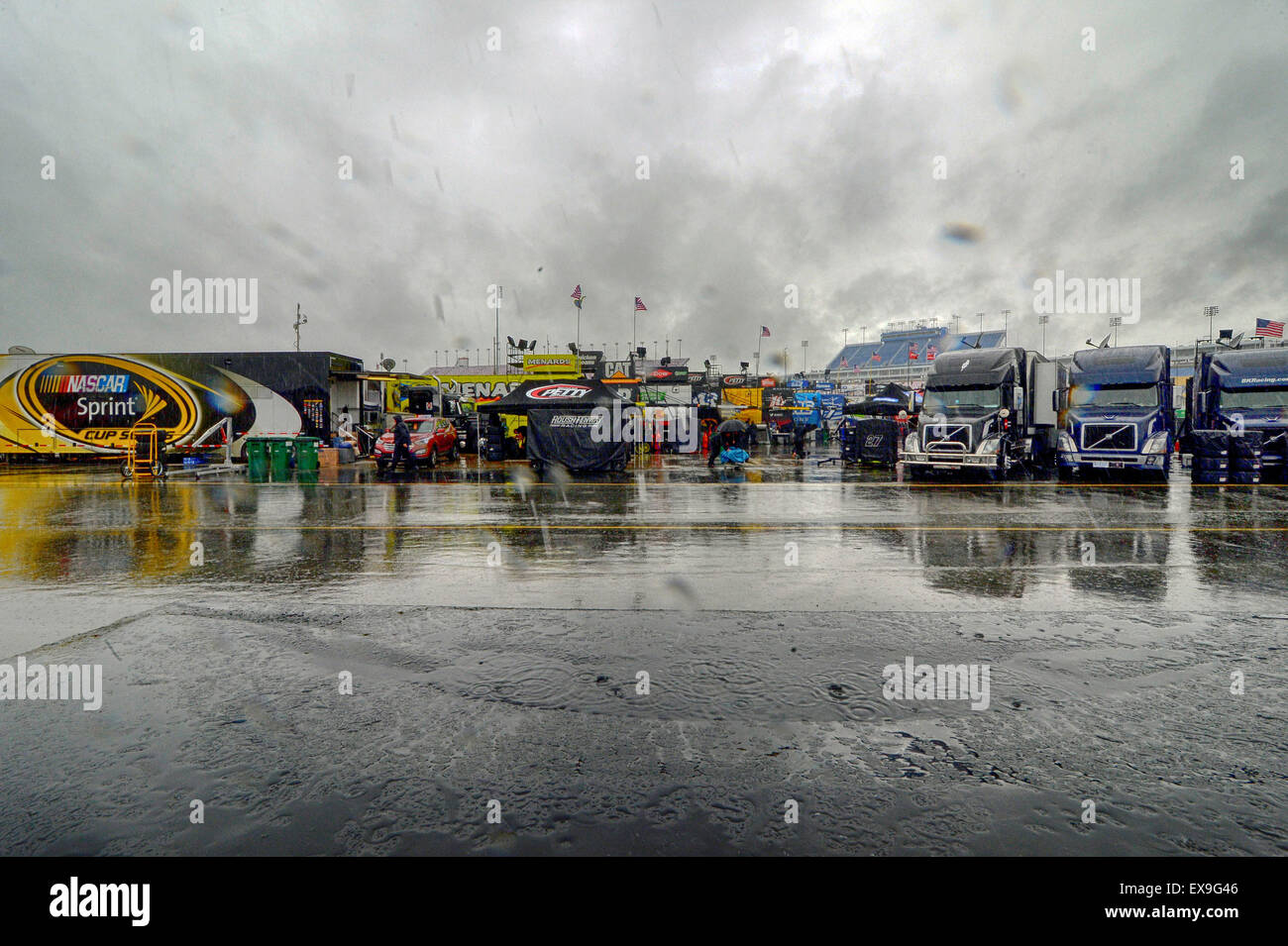 Sparta, KY, USA. 14th Mar, 2015. Sparta, KY - Jul 09, 2015: The Sprint Cup garage waits quietly for the rain to end at Kentucky Speedway in Sparta, KY © csm/Alamy Live News Stock Photo