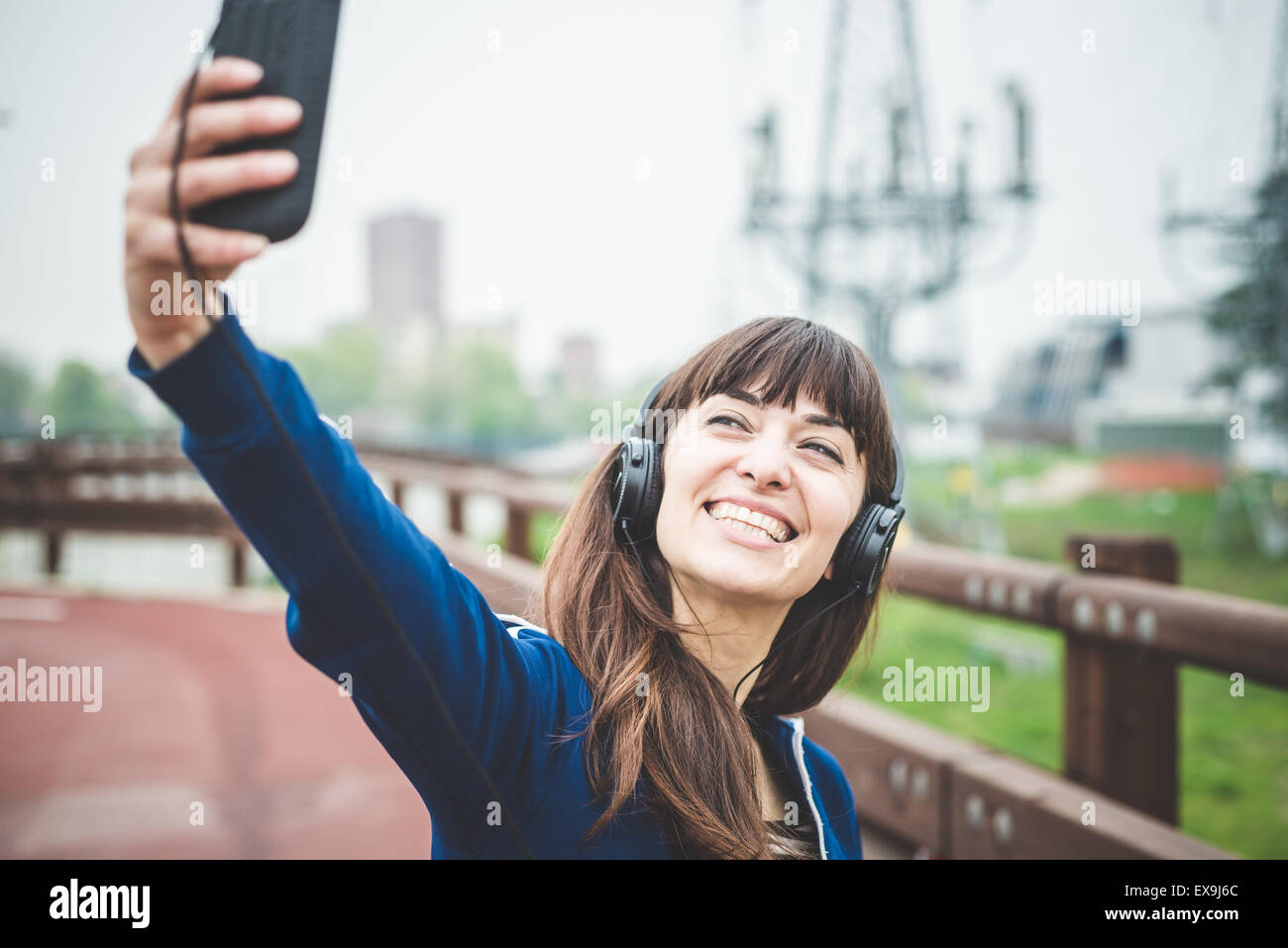 Beautiful woman selfie hi-res stock photography and images - Alamy