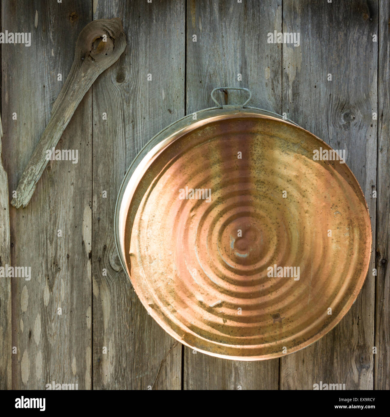Antique Rusted Washers Antique wash basin hi-res stock photography and images - Alamy