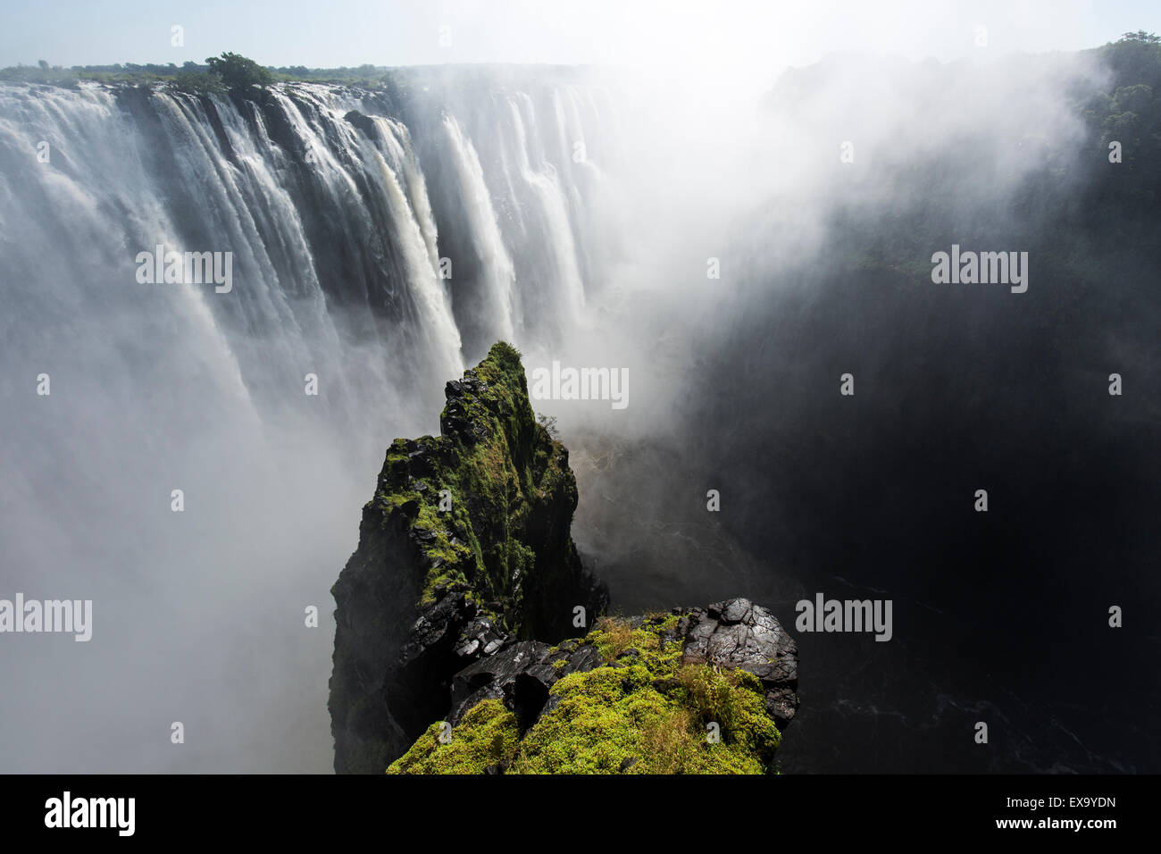 Africa, Zimbabwe, Victoria Falls National Park, Zambezi River as it flows over Victoria Falls Stock Photo