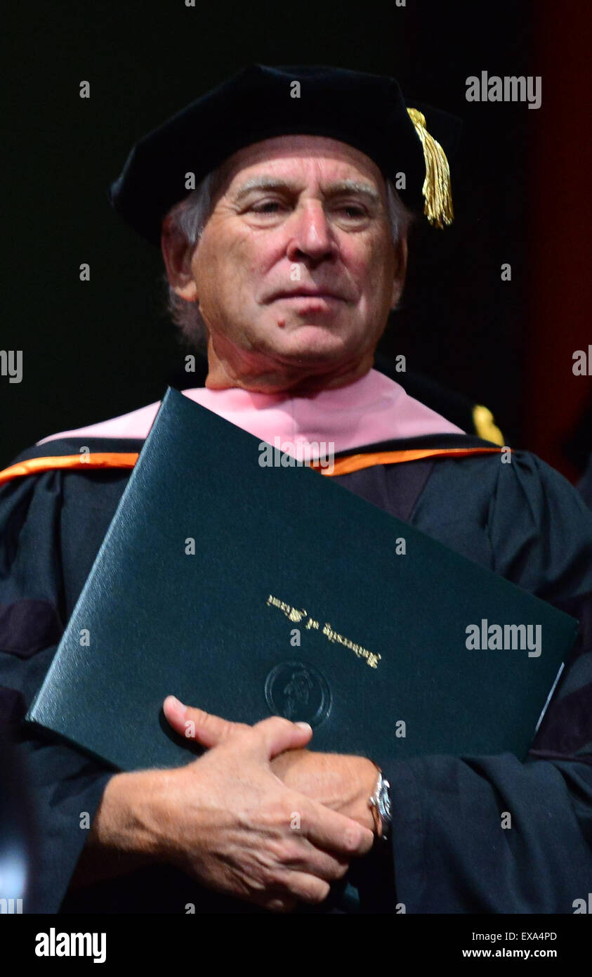 Jimmy Buffett speaks at the 2015 University of Miami Commencement, and receives an honorary