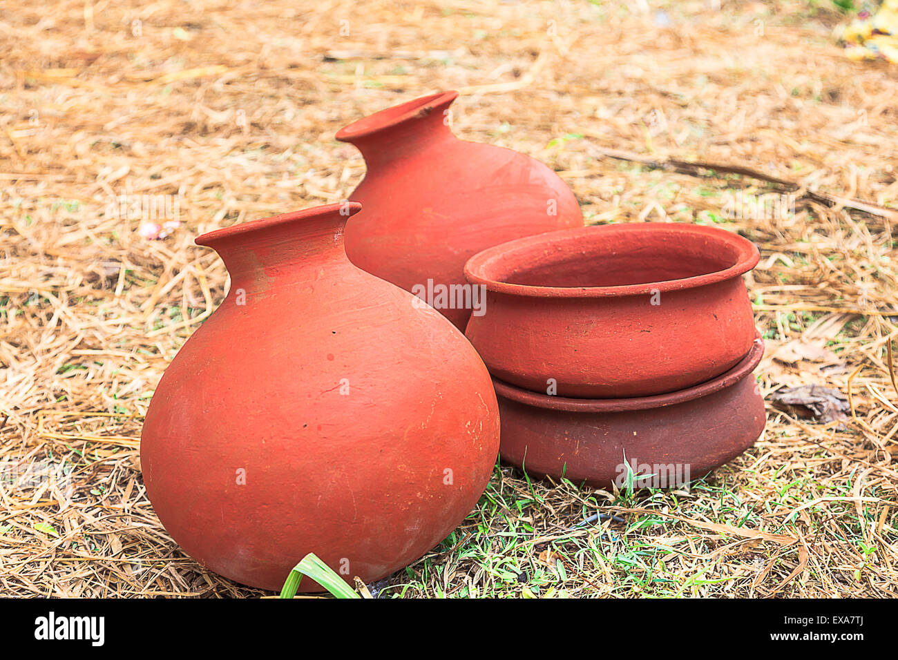 Earthenware pottery in Sri Lanka Stock Photo Alamy