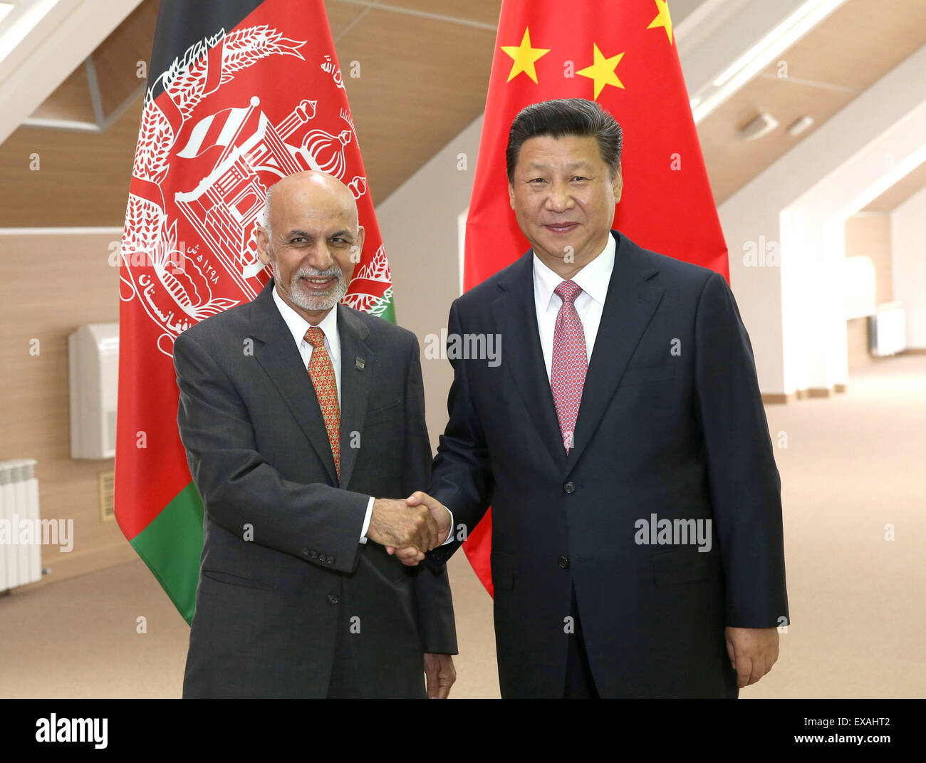 Китай афганистан. Китай афганистан. Кнр афганистан. Китайцы и талибаны. Флаг китая и афганистана.