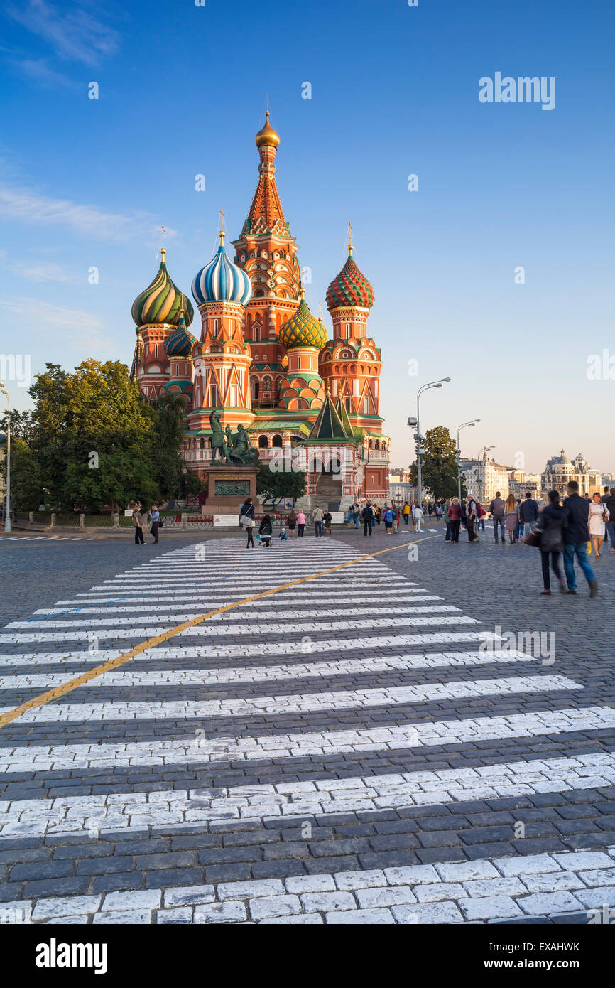 St. Basils Cathedral in Red Square, UNESCO World Heritage Site, Moscow, Russia, Europe Stock Photo
