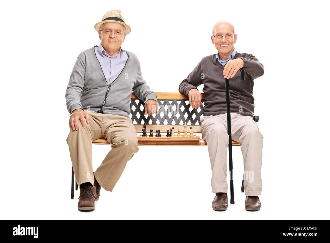 Два деда быстро. Пожилой мужчина на скамейке. Человек на скамейке. Пожилой мужчина сидит. Пожилой мужчина сидит на скамейке.