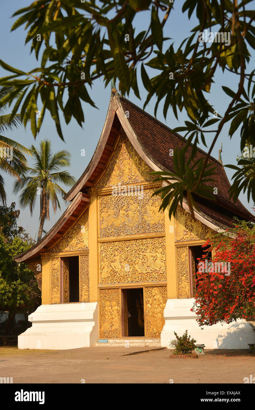 The Hohng Kep Mien, housing the royal chariot, Wat Xieng Thong, UNESCO Site, Luang Prabang, Laos, Indochina, Southeast Asia Stock Photo