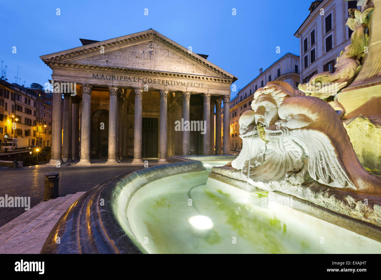The Pantheon and fountain at night, UNESCO World Heritage Site, Piazza della Rotonda, Rome, Lazio, Italy, Europe Stock Photo