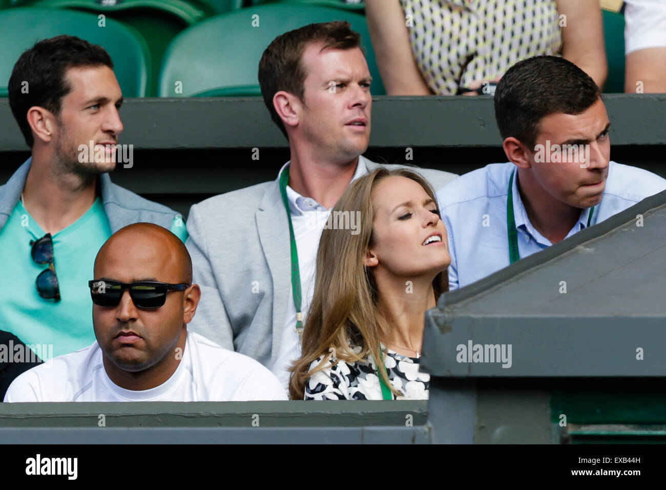 Wimbledon, UK. 10th July, 2015. The Wimbledon Tennis Championships. Gentlemens Singles Semi-Final match between third seed Andy Murray (GBR) and second seed Roger Federer (SUI). Kim Sears looks over to check who's in the Royal Box today Credit:  Action Plus Sports/Alamy Live News Stock Photo