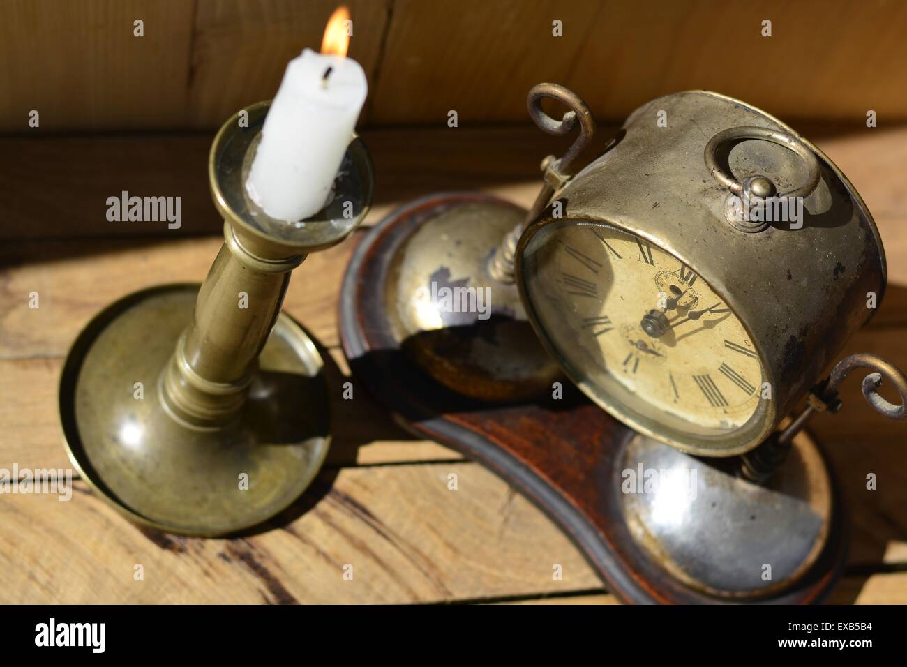 Candle clock hires stock photography and images Alamy