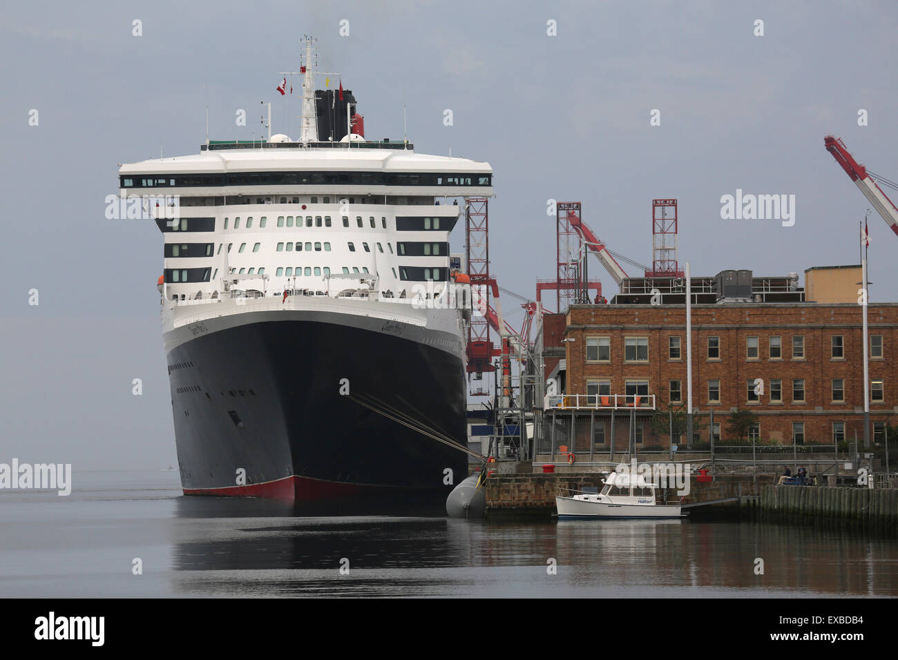 Halifax Nova Scotia Canada 10th July 2015 The Queen Mary 2 In Dock At Halifax Nova Scotia In Canada The Ship Is Visiting Halifax As Part Of The Cunard Line S Celebrations To