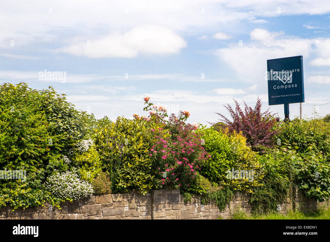 Square and compass hires stock photography and images Alamy