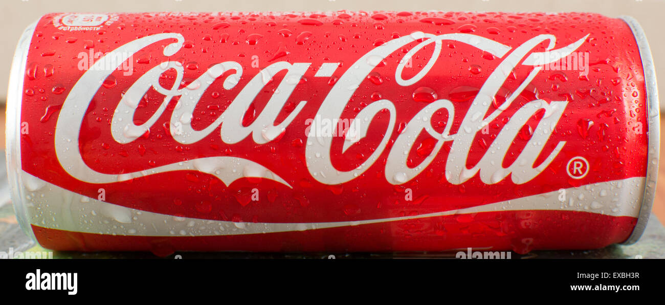 Coca cola can condensation hires stock photography and images Alamy