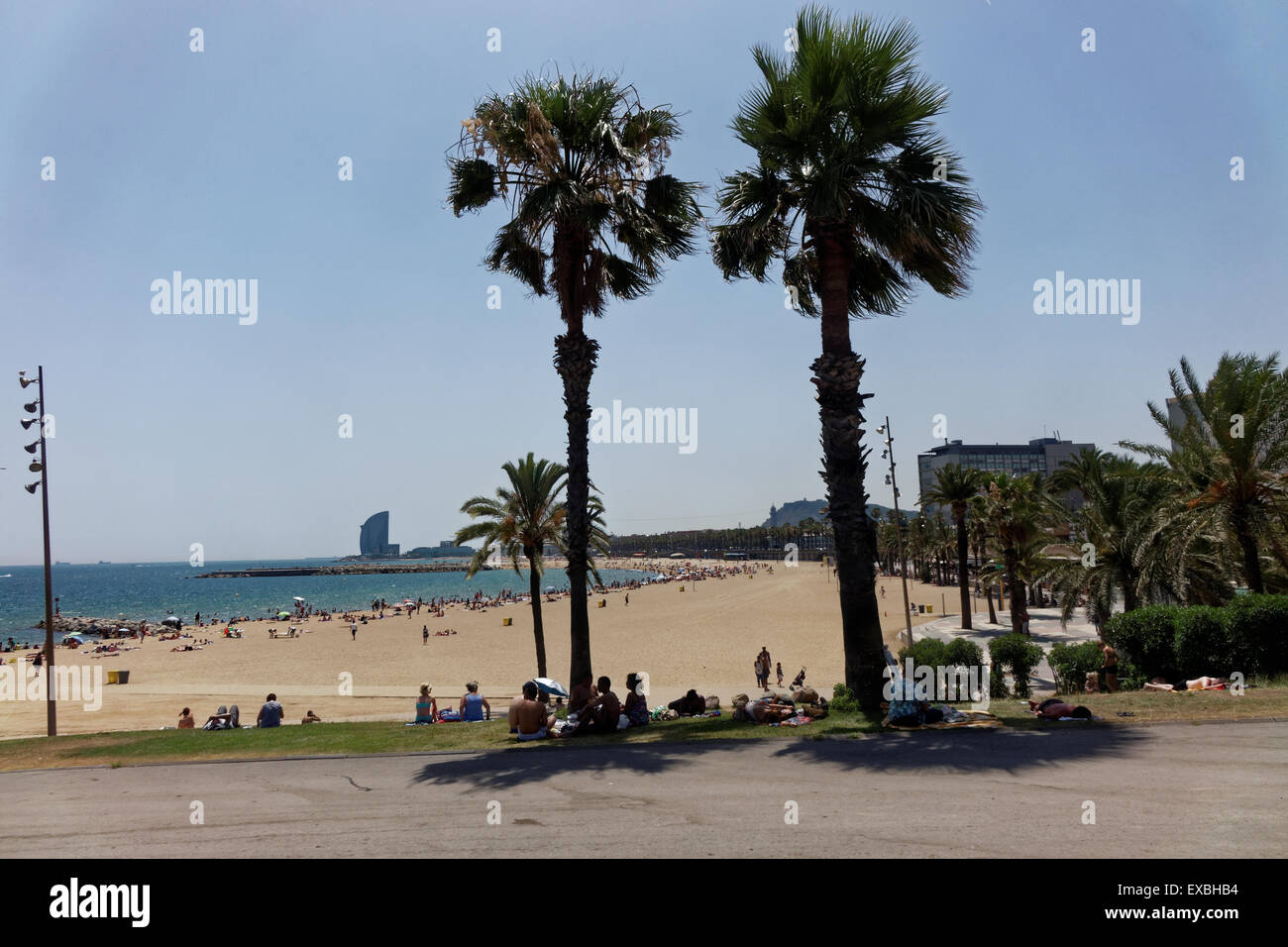 Sunny barcelona hi-res stock photography and images - Alamy