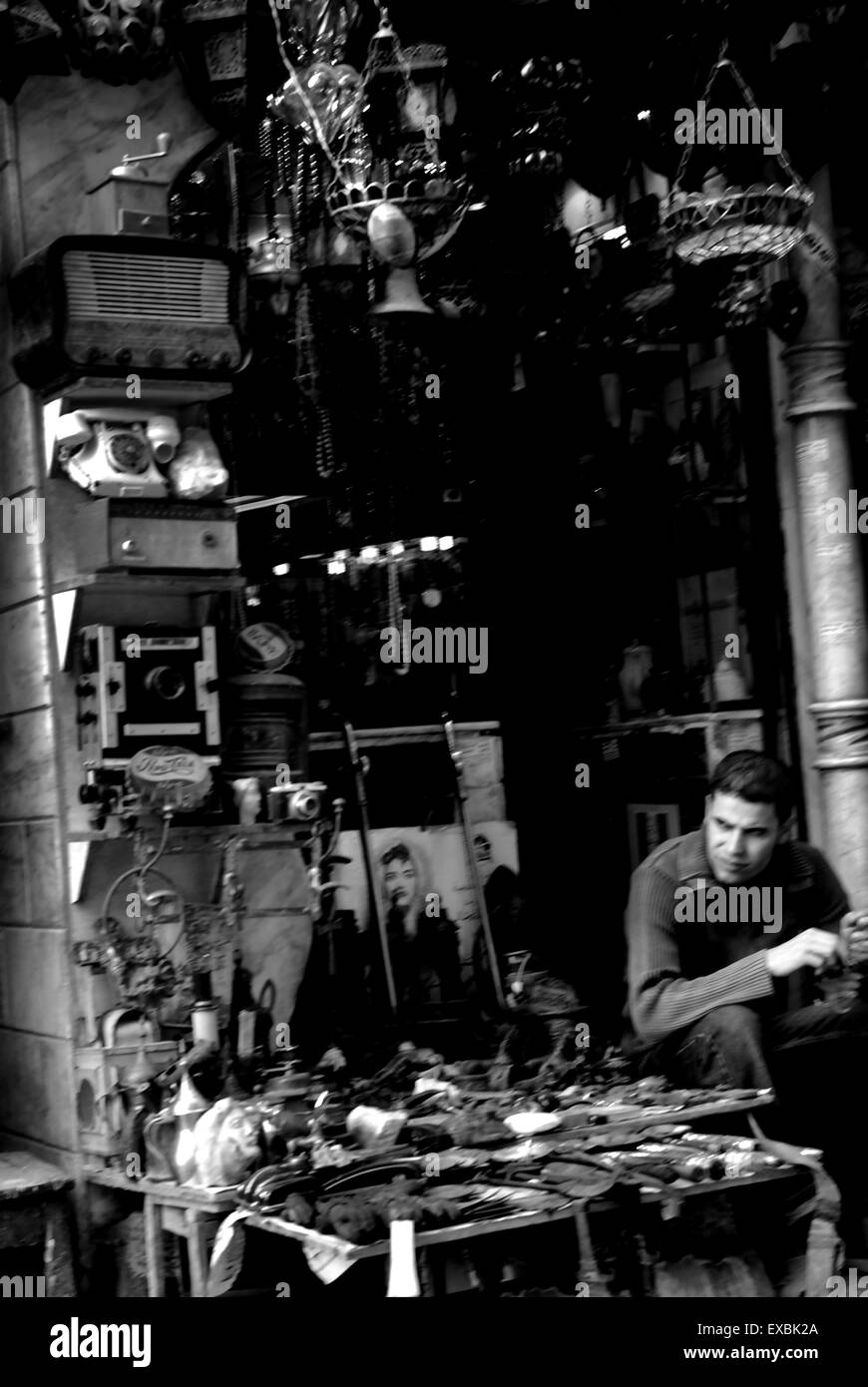 Street trader, Khan El Khalili Bazaar, Cairo Stock Photo