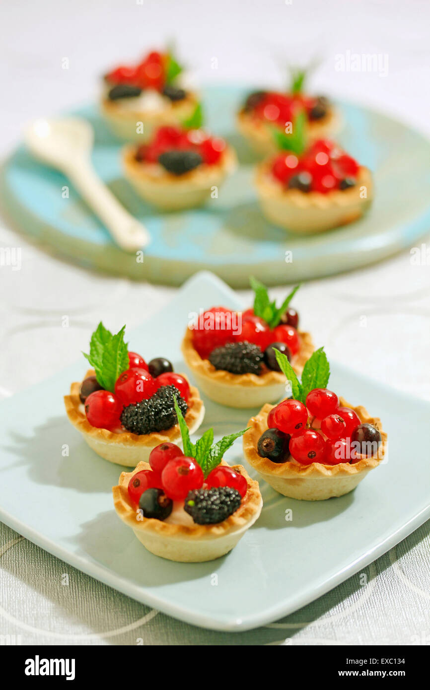 Closeup shot wild berries hi res stock photography and images Alamy Closeup shot wild berries hi res stock photography and images Alamy