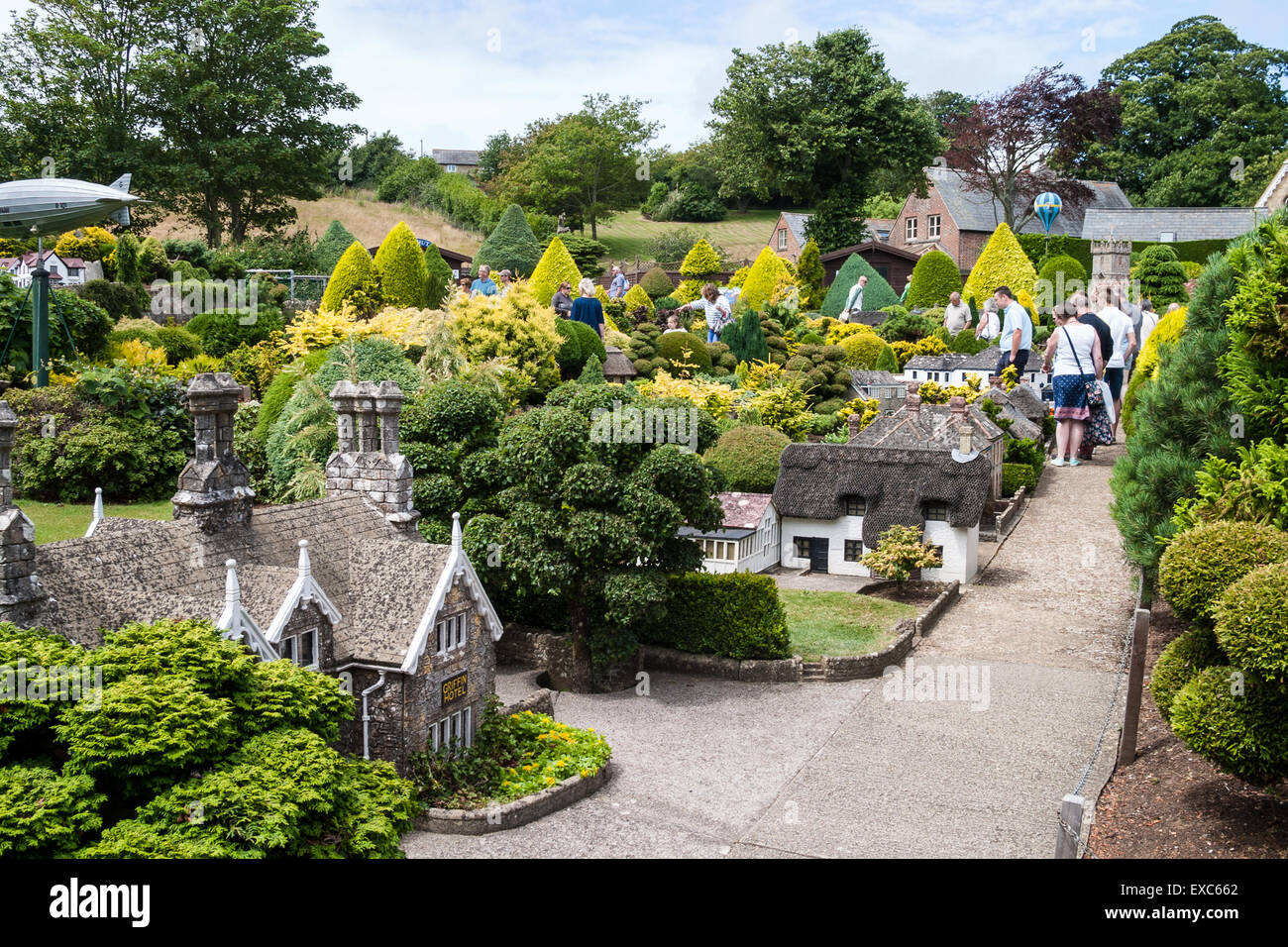 Godshill Model Village Godshill The Isle Of Wight UK Stock Photo Alamy
