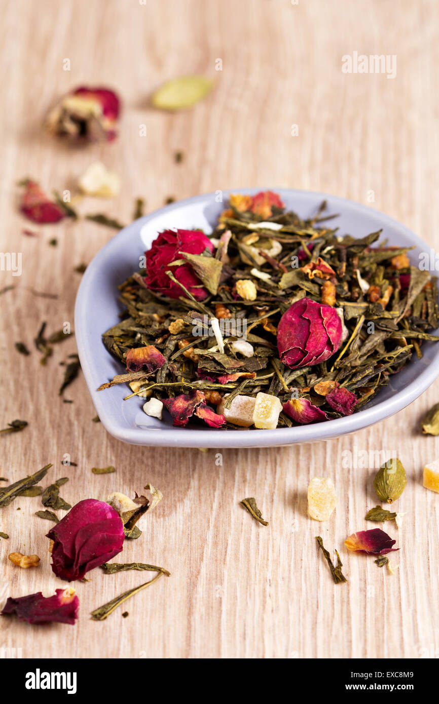 Pembroke Digestive Delight Paan Green Tea with Betel Leaves, Cardamom and Rose Petals
