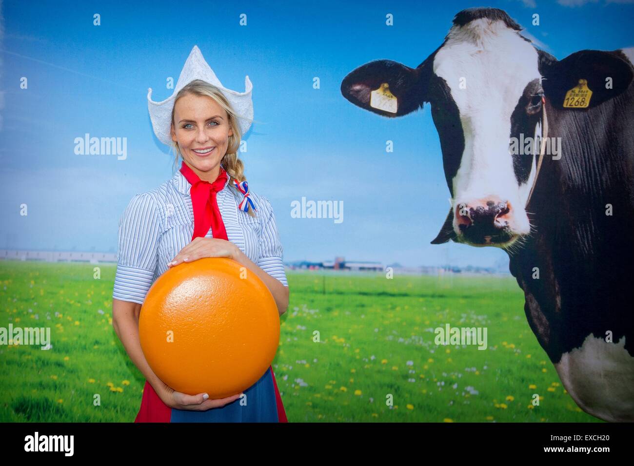 Heerenveen, Netherlands. 08th July, 2015. 'Frau Antje' (Mendy Smits) at the cheese Factory Royal A Ware in Heerenveen, Netherlands, 08 July 2015. Photo: Patrick van Katwijk POINT DE VUE OUT - NO WIRE SERVICE -/dpa/Alamy Live News Stock Photo
