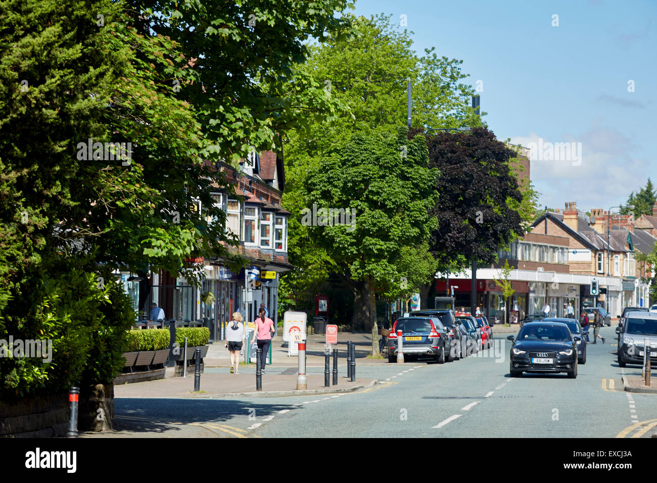 Hale village cheshire hires stock photography and images Alamy