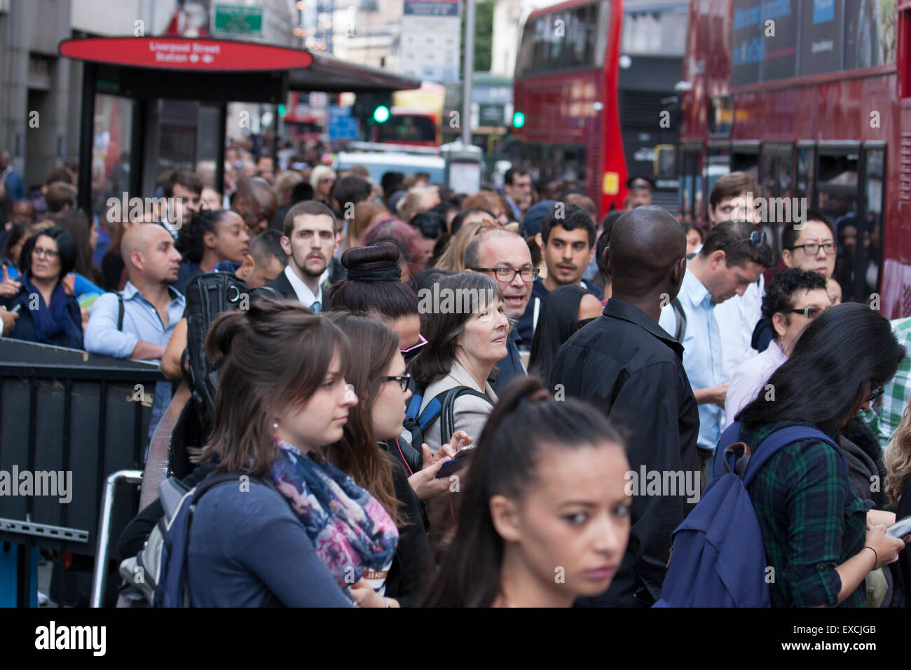 Tube strike bus queues hires stock photography and images Alamy