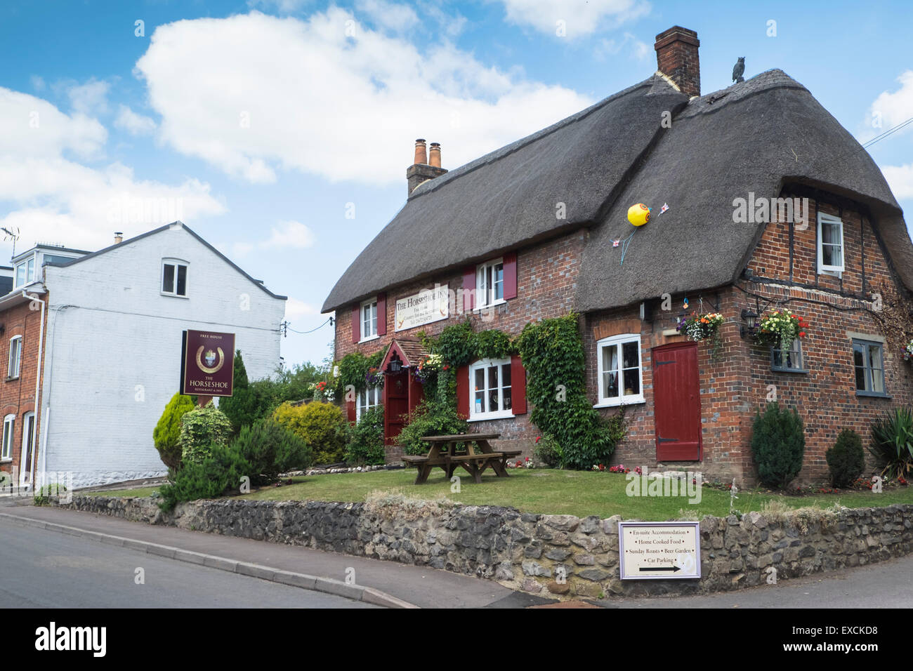 The Horseshoe Pub Mildenhall Wiltshire england UK Stock Photo Alamy