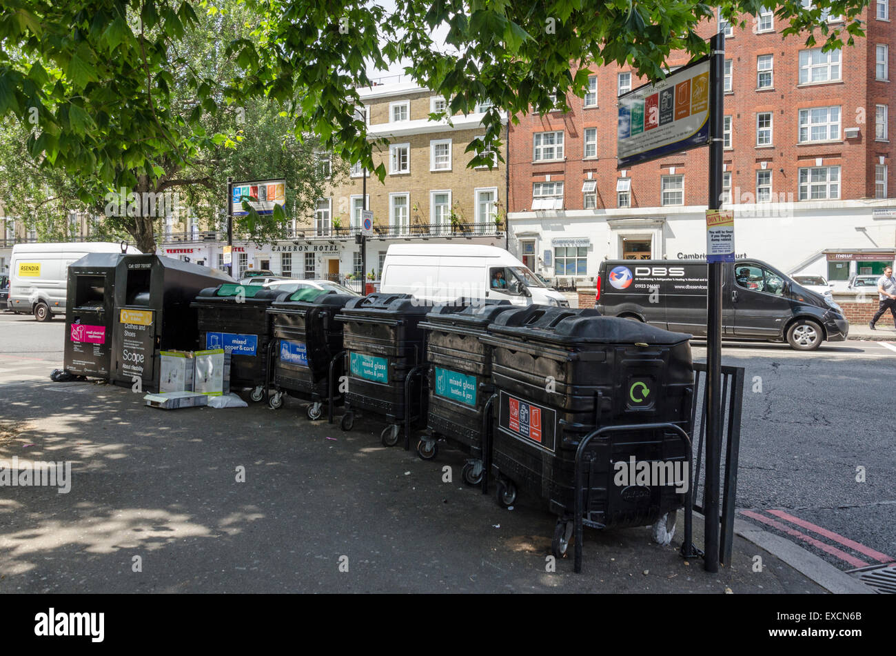 Road bins hi-res stock photography and images - Alamy