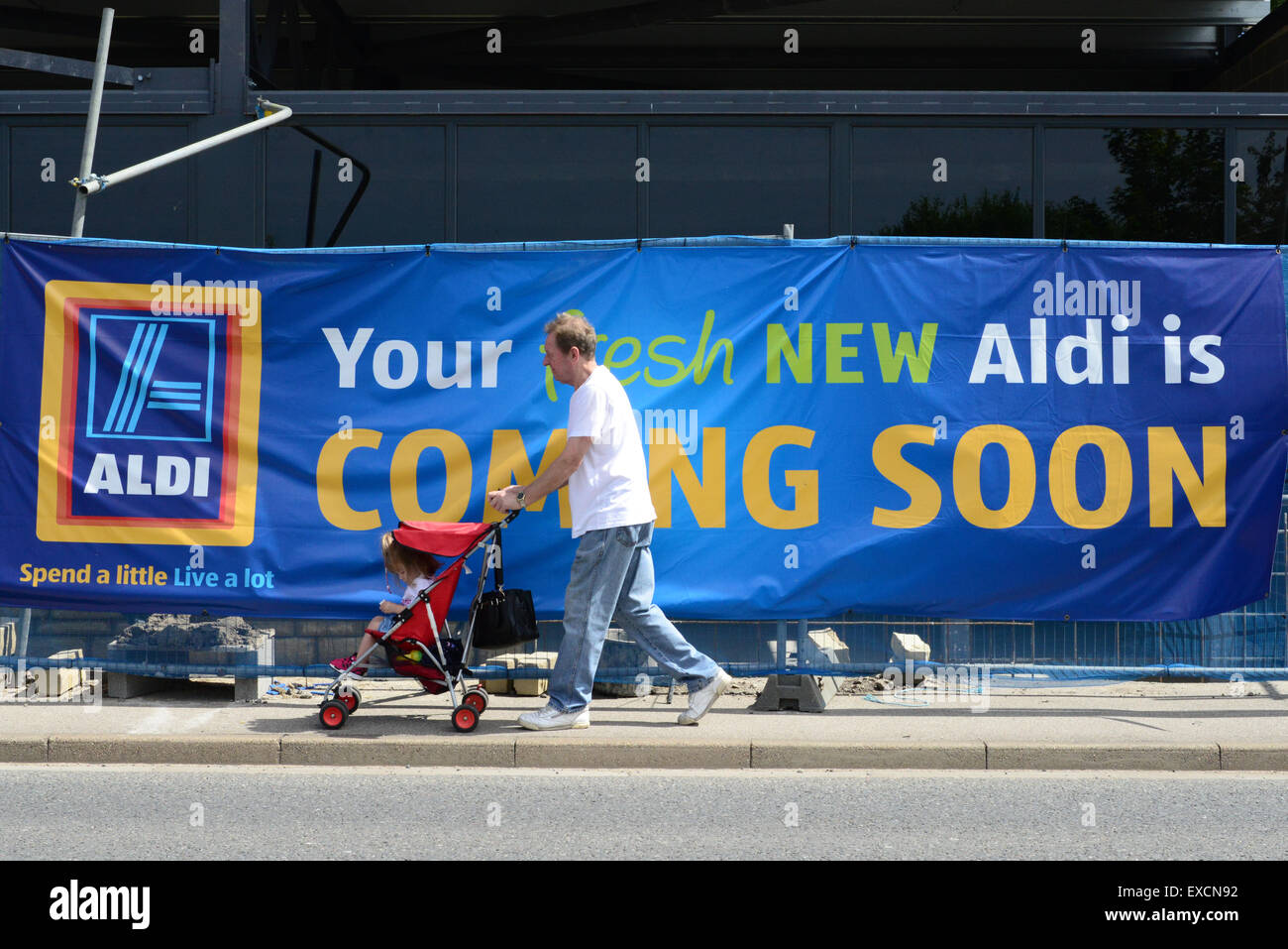 aldi push chair