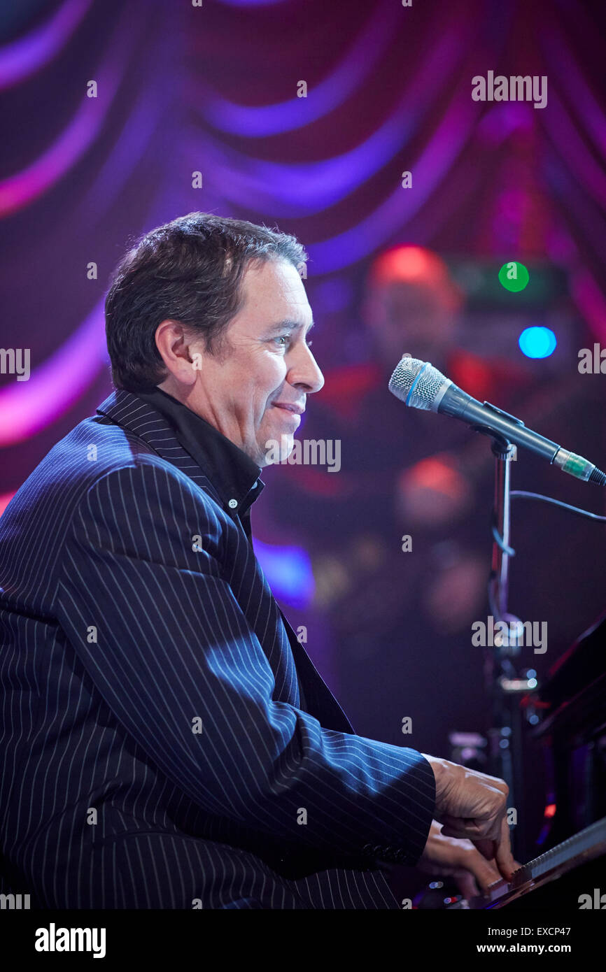 Jools Holland  Big band event at Blackpool's Winter Garden for  BBC television show   On stage at piano event   Celebrity famous Stock Photo