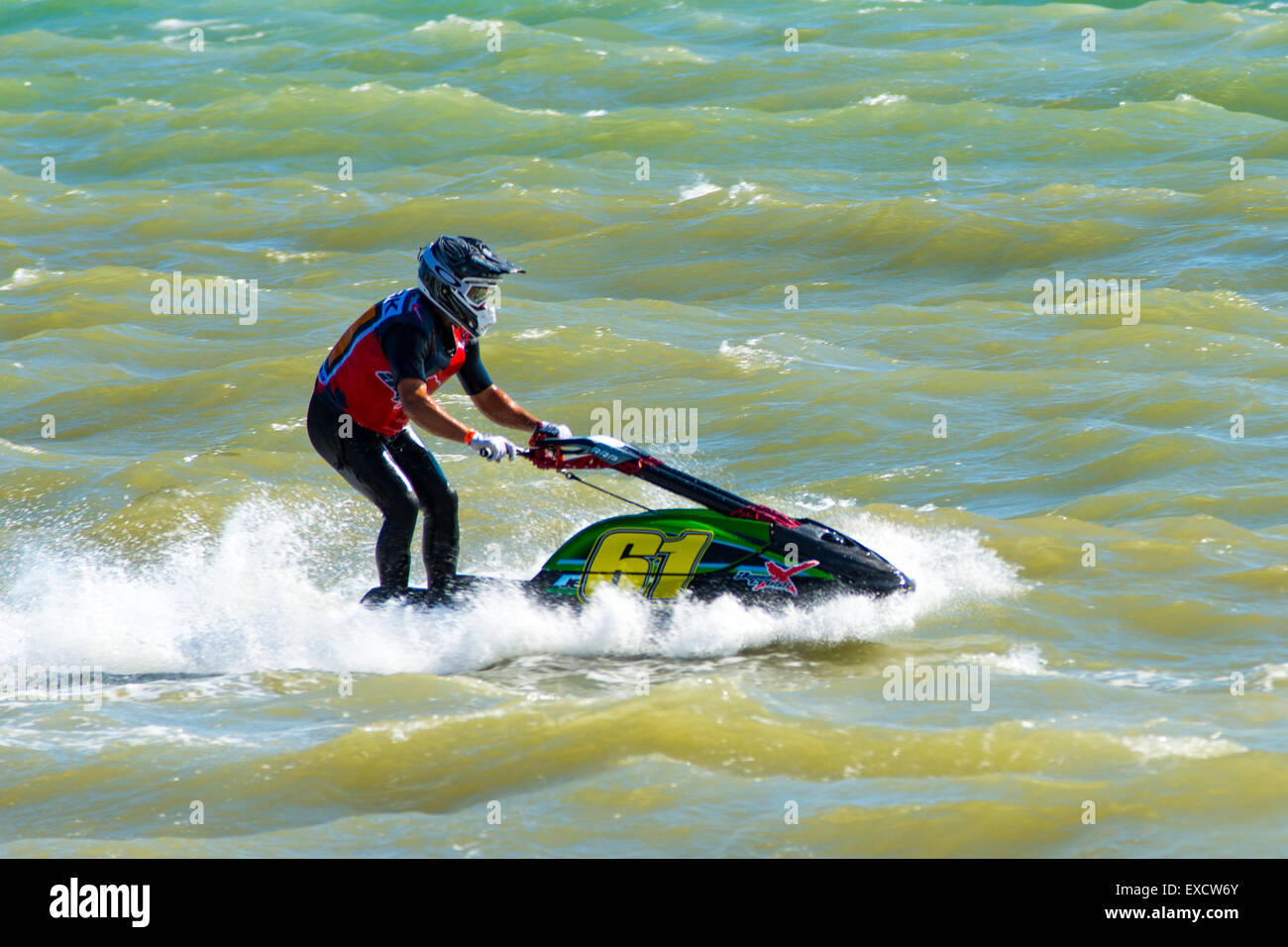 Fast jet engine bay hires stock photography and images Alamy