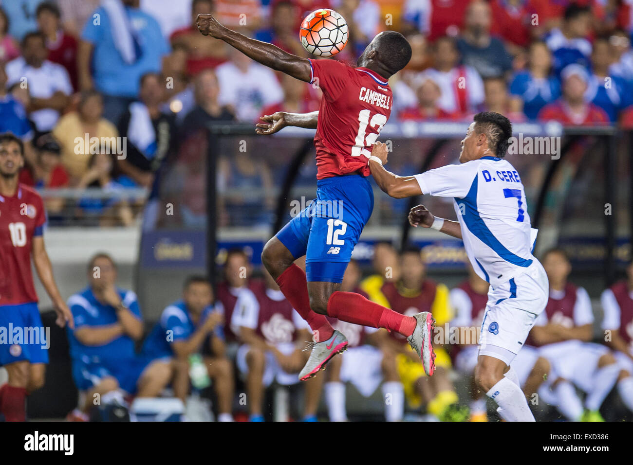 July 11, 2015: Costa Rica forward Joel Campbell (12) controls the ball in front of El Salvador midfielder Darwin Ceren (7) during the 1st half of an international CONCACAF Gold Cup soccer match between Costa Rica and El Salvador at BBVA Compass Stadium in Houston, TX. The game ended in a 1-1 draw. Credit:  Cal Sport Media/Alamy Live News Stock Photo