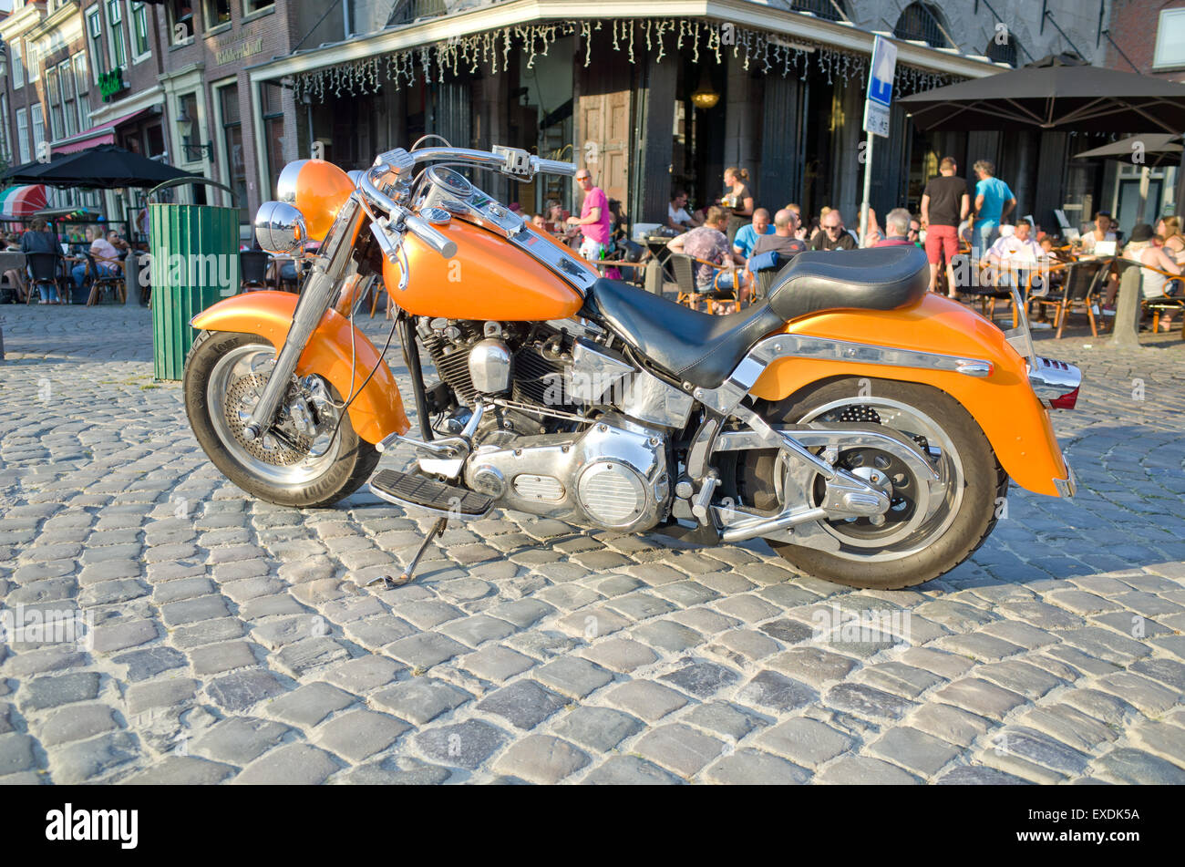 Orange motorcycle hi-res stock photography and images - Alamy
