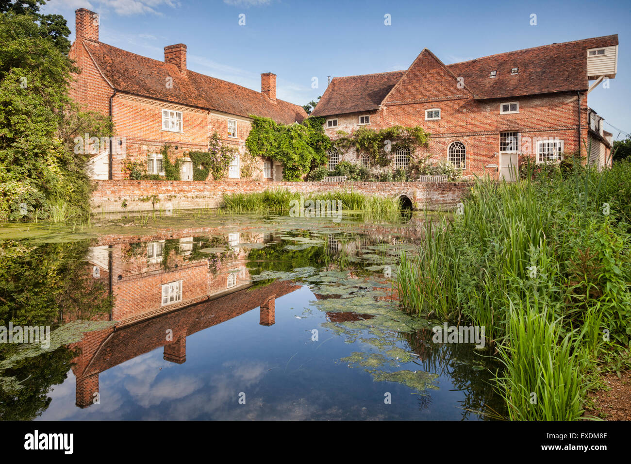 Flatford Mill on the River Stour in Dedham Vale, Suffolk, England. Stock Photo