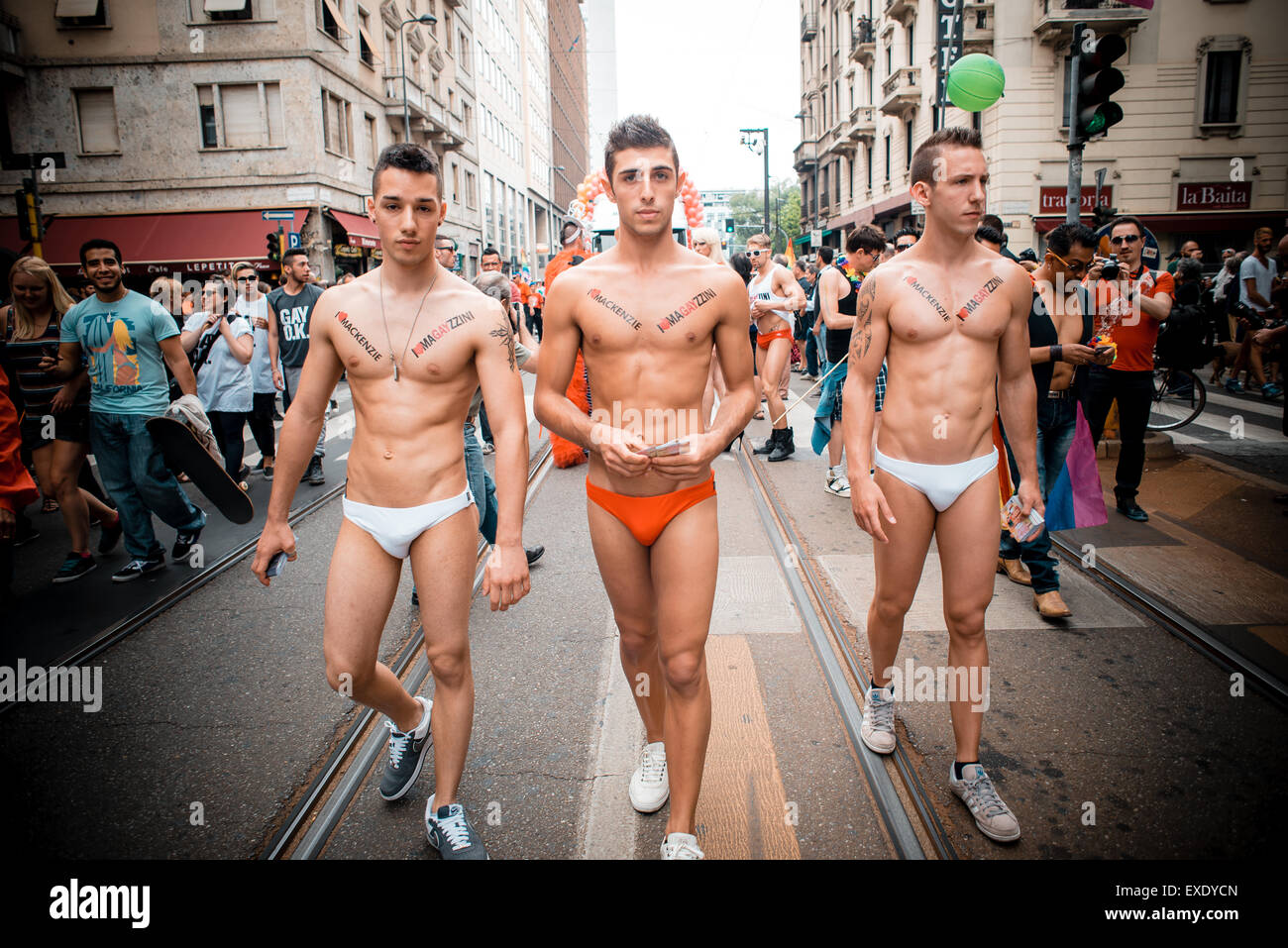 встреча геев на улице фото 69