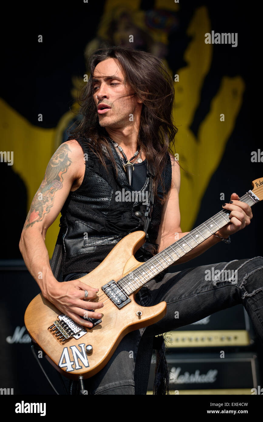 Toronto, Ontario, Canada. 11th July, 2015. American rock band 'Extreme