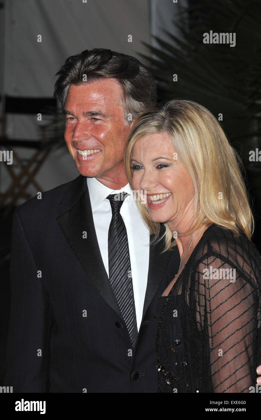 LOS ANGELES, CA - JANUARY 22, 2011: Olivia Newton-John & husband John Easterling at the 2011 G'Day USA Black Tie Gala at the Hollywood Palladium. Stock Photo