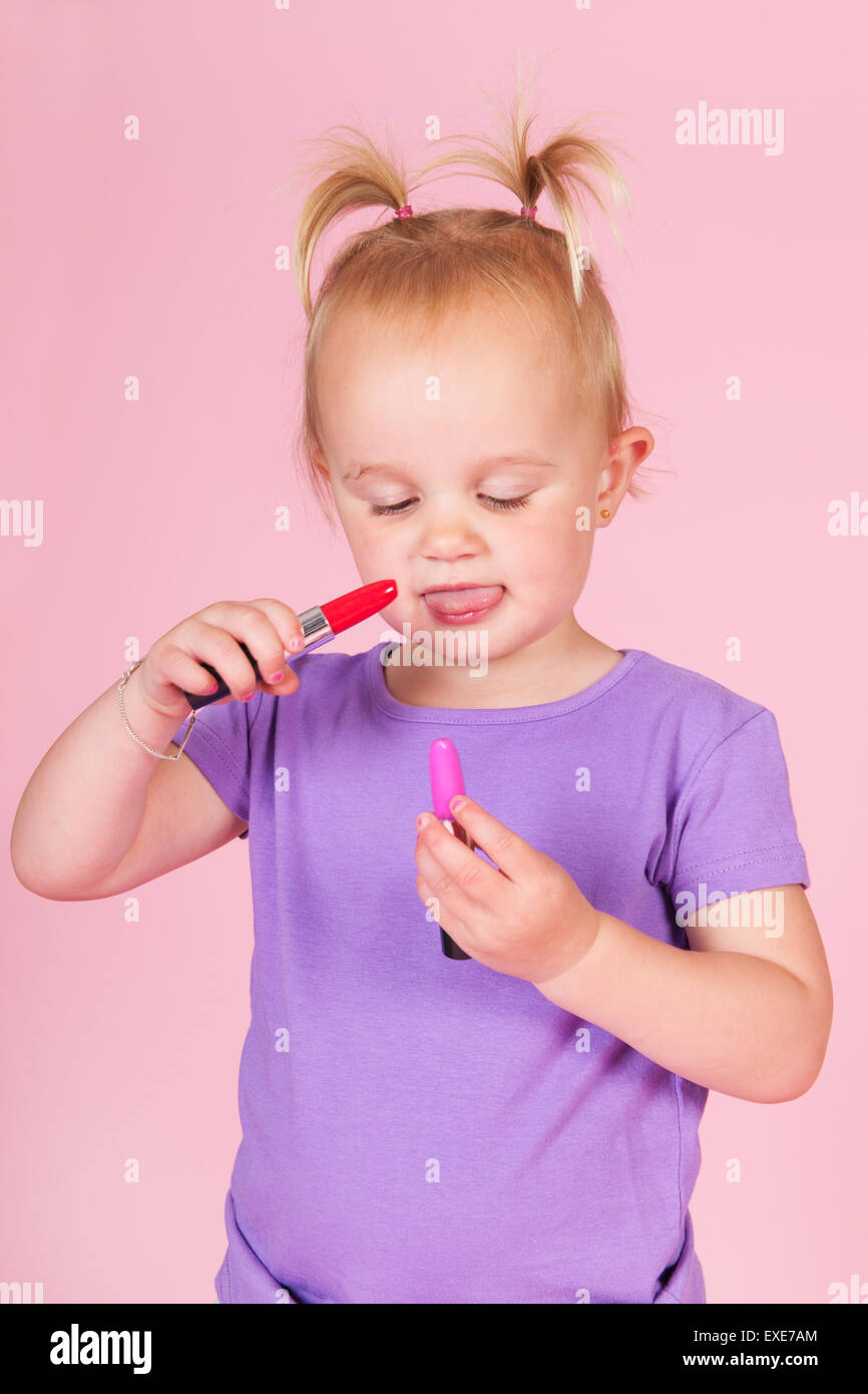 Child girl make up lipstick hires stock photography and images Alamy