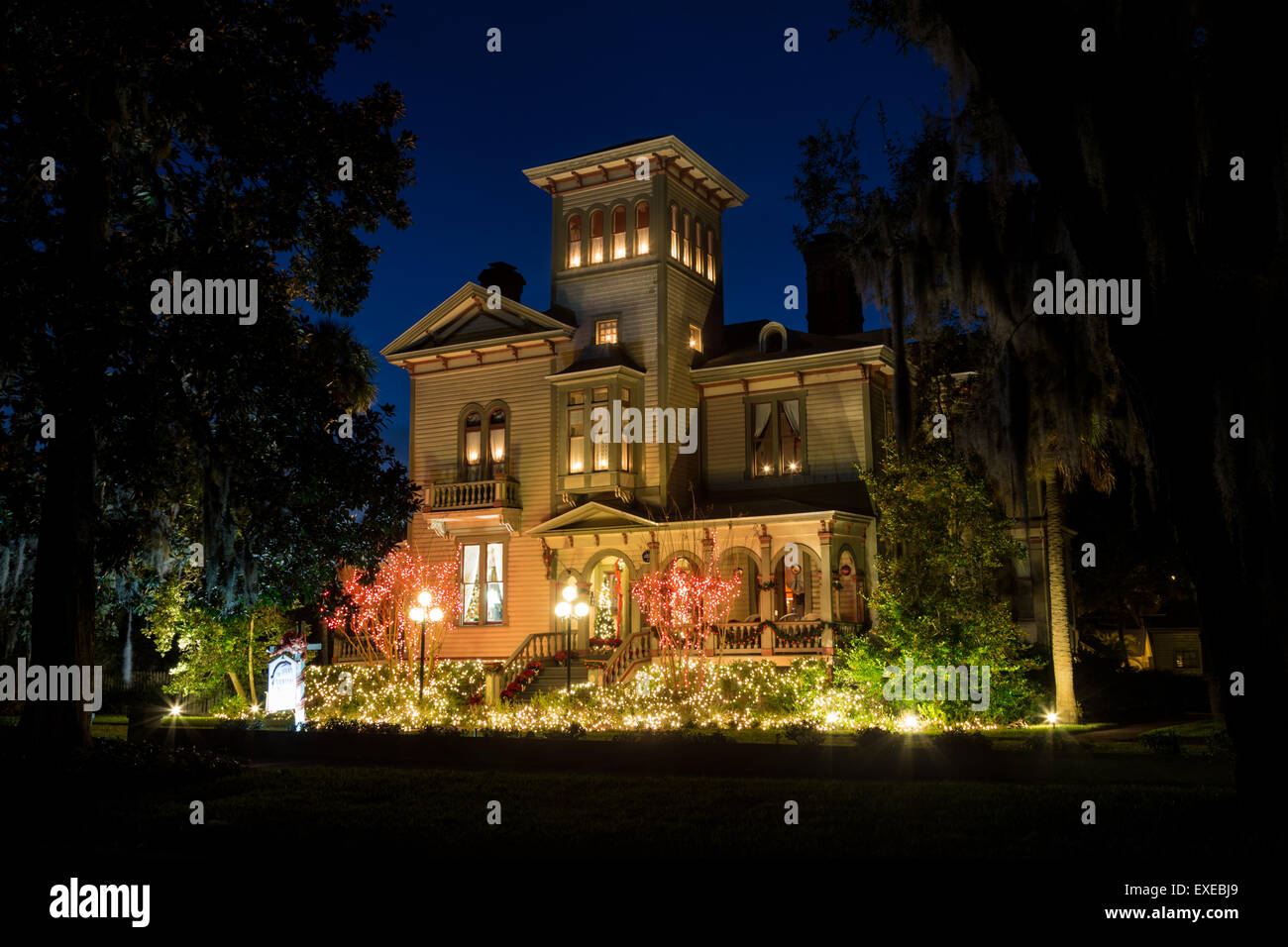 The Fairbanks House Bed and Breakfast decorated in Christmas lights, Amelia Island, Florida Stock Photo