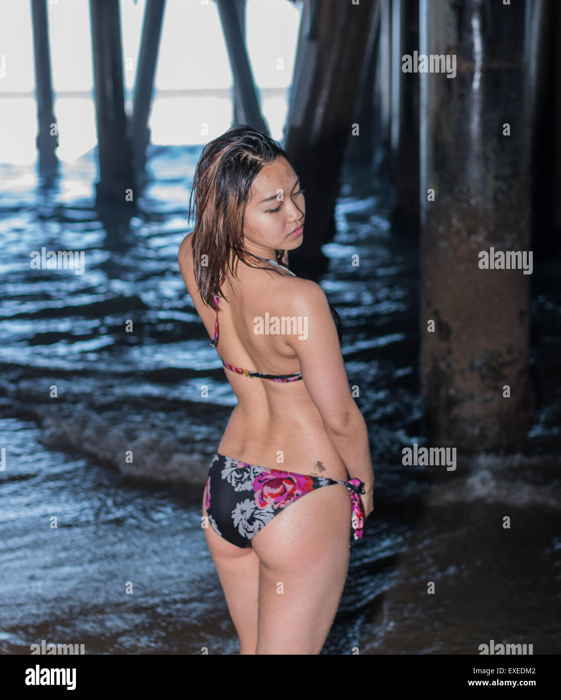 Swimsuit asian hi-res stock photography and images - Alamy