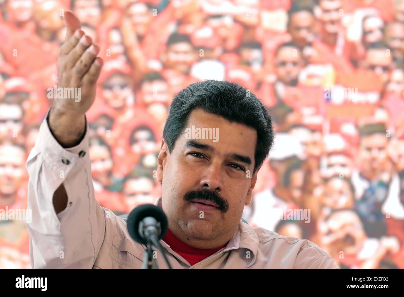 (150802) -- MONAGAS, Aug. 2, 2015 (Xinhua) -- Image provided by Venezuela's Presidency shows Venezuelan President Nicolas Maduro delivering a speech during the meeting with workers of Orinoco Belt, at the Morichal Oilfield, state of Monagas, Venezuela, on Aug. 1, 2015. According to local press, Maduro praised on Saturday the Orinoco Belt as the most important project for the economic future and the integral development of Venezuela with a production of 1,326,000 daily barrels of oil, during a day of work in the Morichal Oilfield concerning the plan of the relaunch and repositioning of the plan Stock Photo