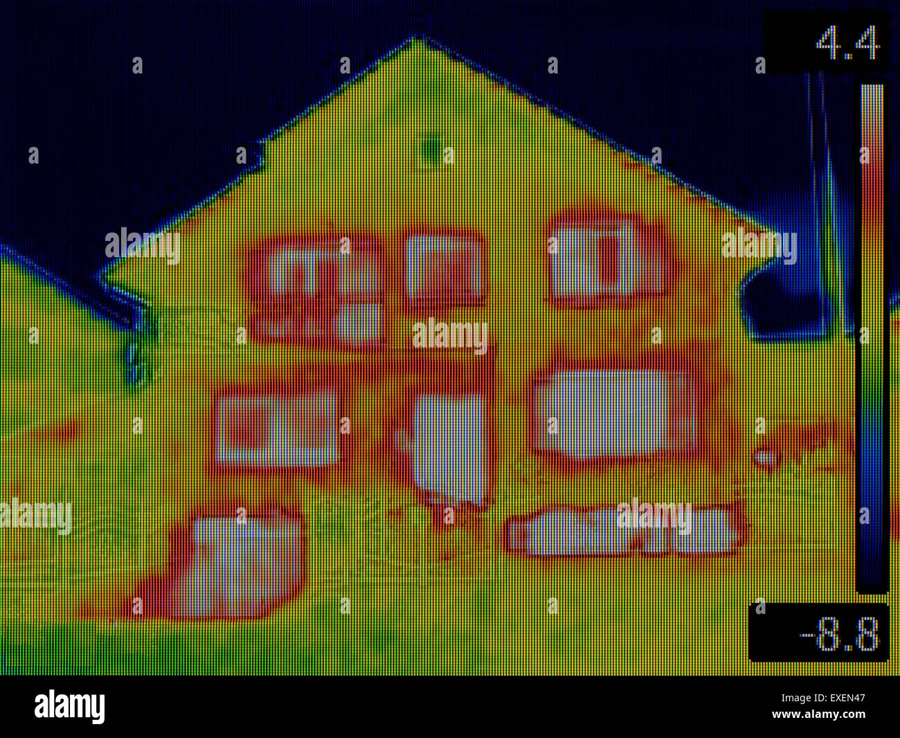 Thermal Image of House in the Winter Stock Photo Alamy