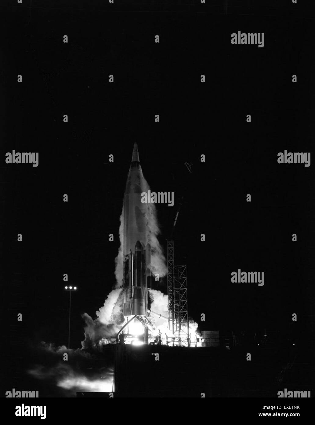 Icbm test launch hires stock photography and images Alamy
