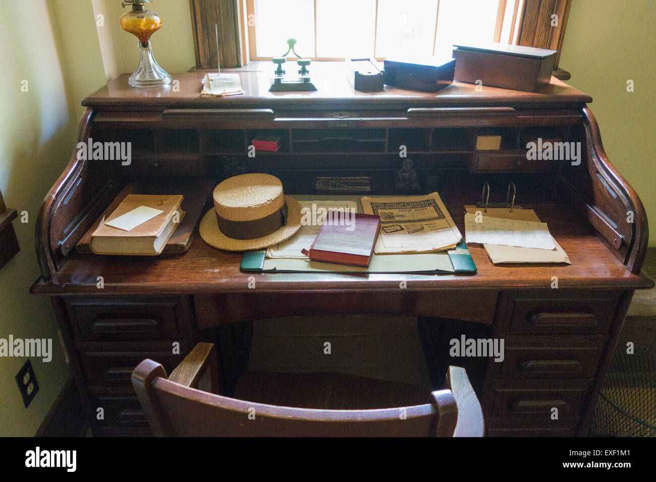 1900 Doon Heritage Village accounting business desk Stock Photo