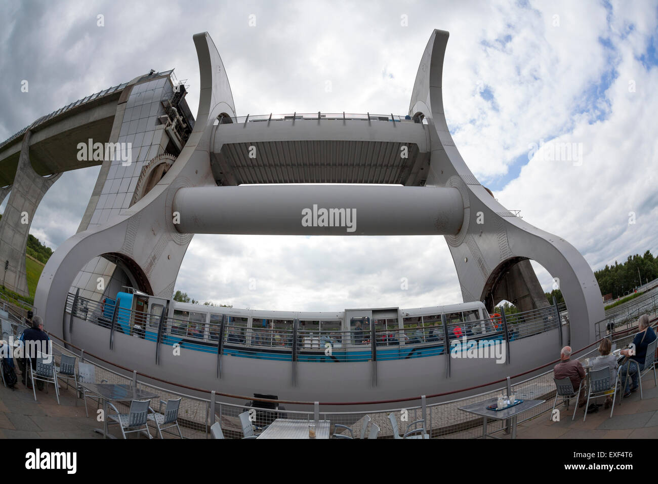 Trip boat descending on the Falkirk Wheel, Falkirk, Stirling Stock Photo