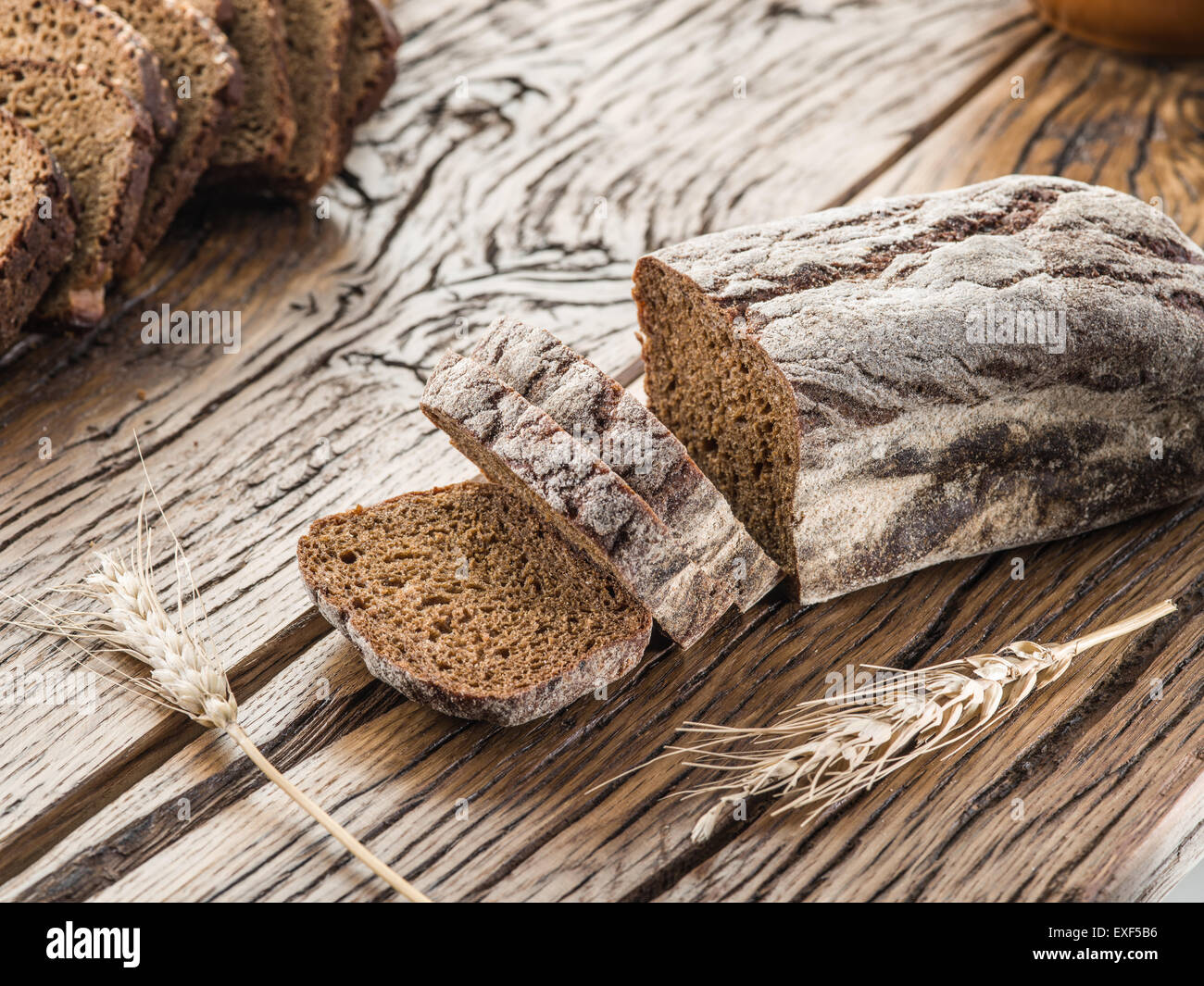Bread wooden table hi-res stock photography and images - Alamy