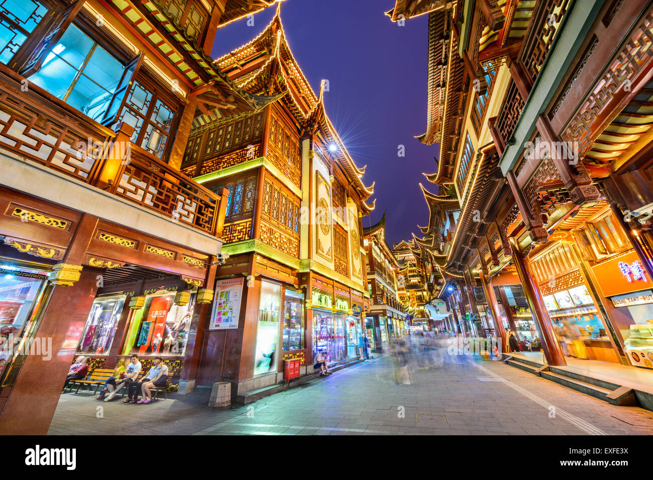 Shoppers in the Yuyuan Bazaar of Shanghai, China. Stock Photo