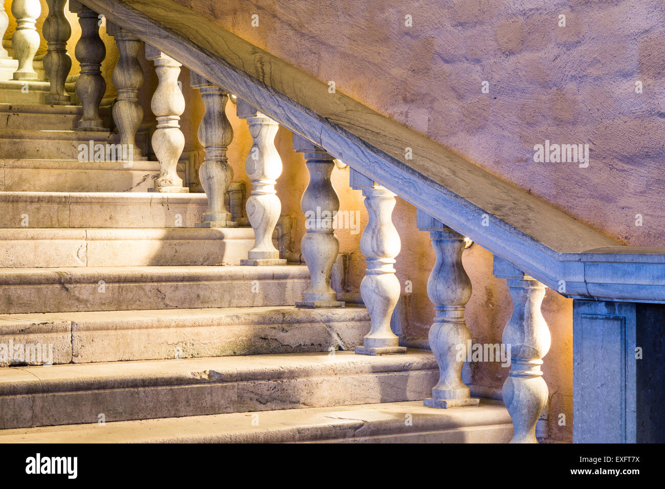 White Marble Staircase High Resolution Stock Photography And Images Alamy