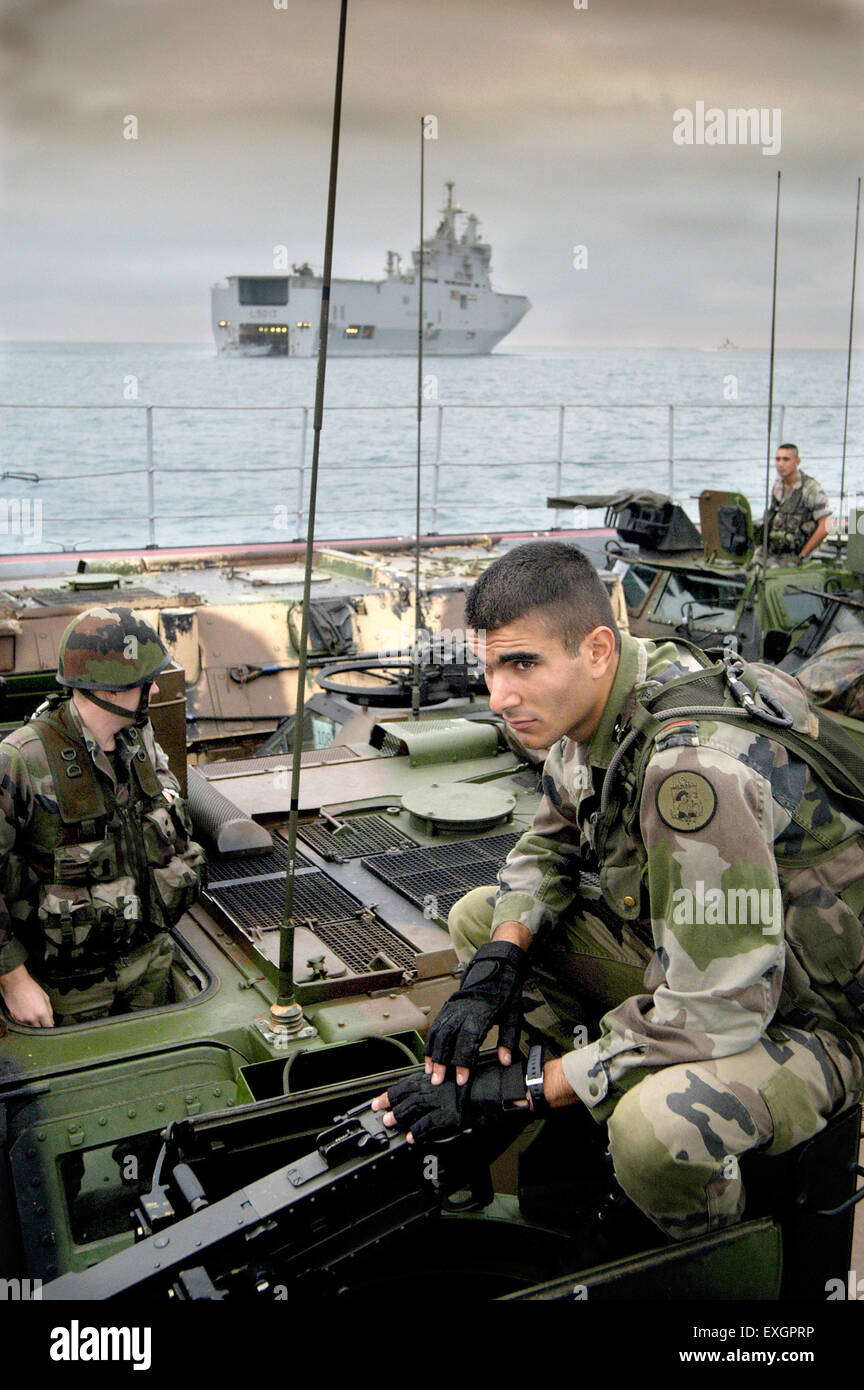 French Marines heading ashore during  a NATO training exercise from the assault ship Mistral Stock Photo