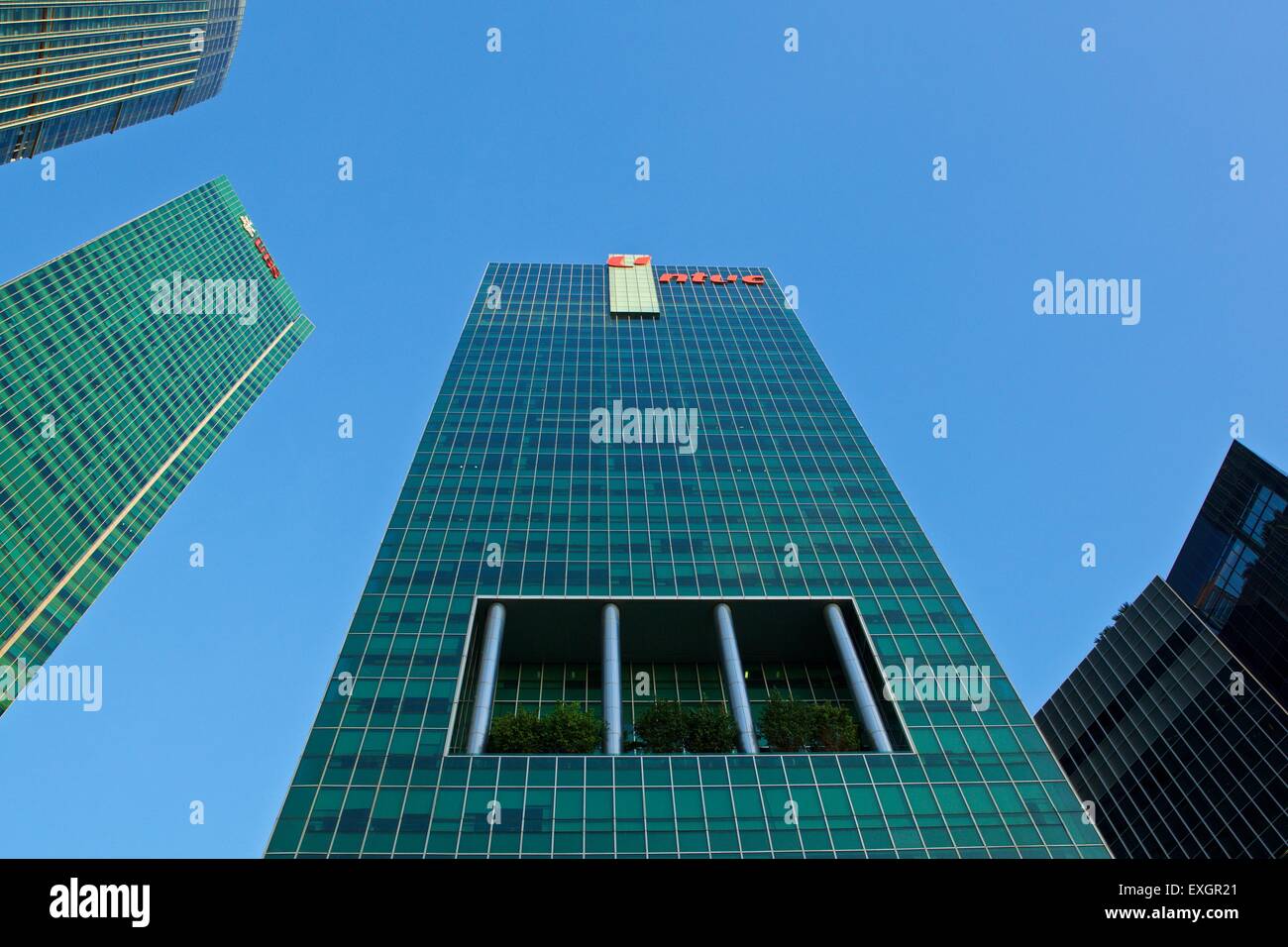 High rise buildings in singapore hi-res stock photography and images ...