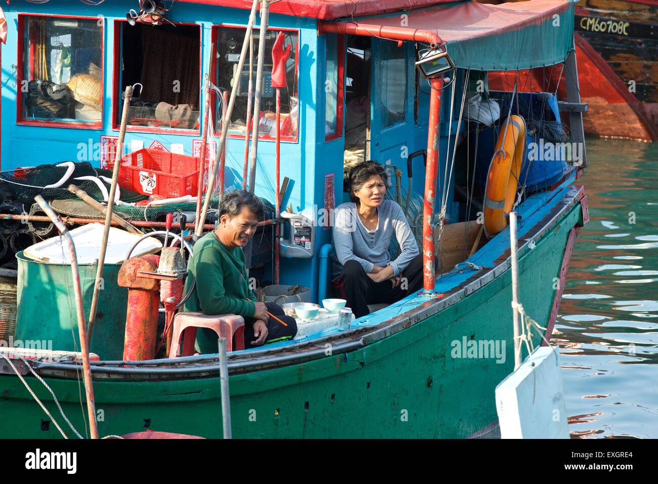 Chinese wooden boat hi-res stock photography and images - Alamy