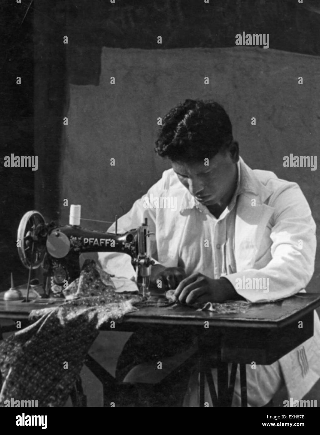 Indian tailor in shop Black and White Stock Photos & Images - Alamy
